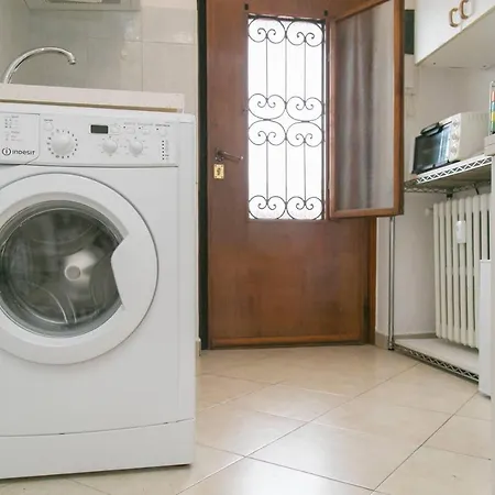 Easylife - Comfortable Charming Studio Pta Romana Апартаменты *